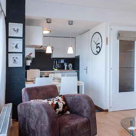 Olympic C7 By Interhome