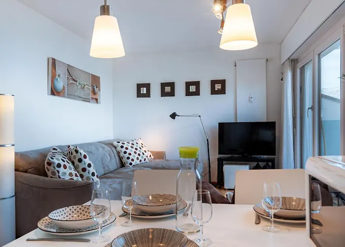 Olympic C7 By Interhome نينداز