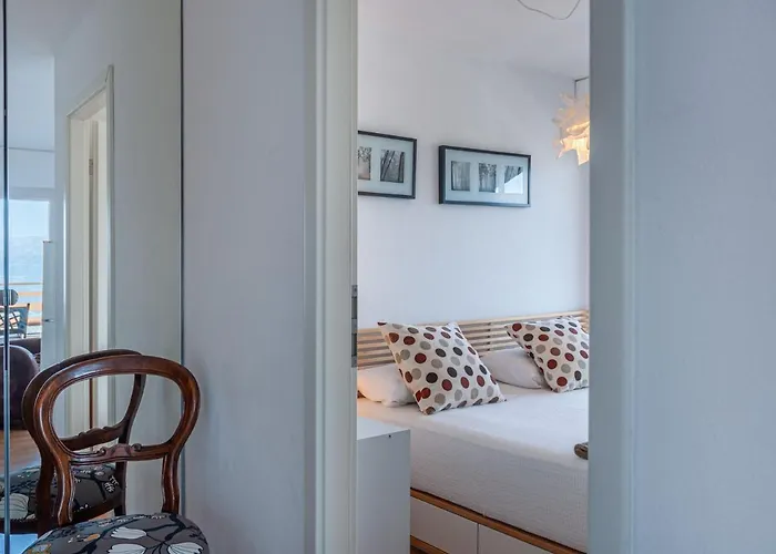 Olympic C7 By Interhome * نينداز